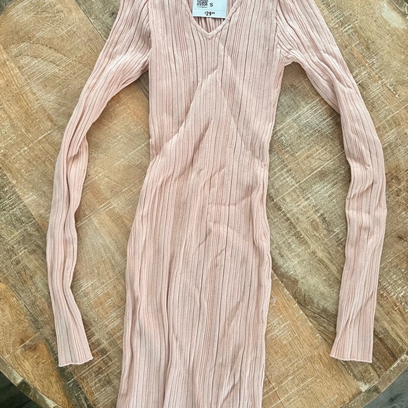 NWT Pink Ribbed V-Neck Bodycon Mini Sweater Dress - Picture 3 of 5